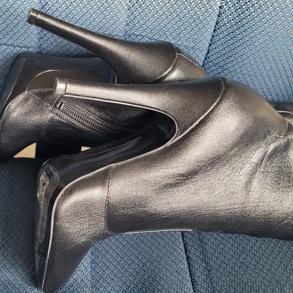 Nine WestBlack Leather Stiletto Boots 5 - Picture 4 of 7